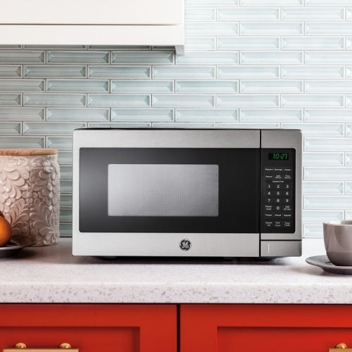 GE® 0.7 Cu. Ft. Capacity Countertop Microwave Oven