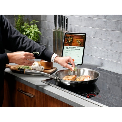 GE Profile™ 30" Built-In Touch Control Induction Cooktop